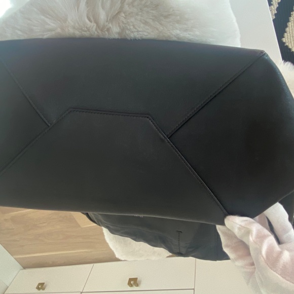 Celine Tote - Picture 7 of 13